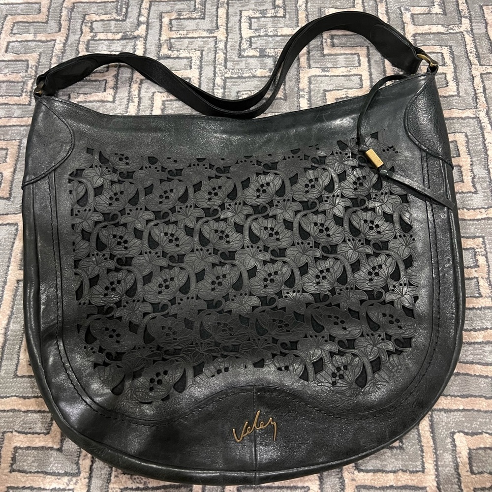 Black shoulder bag